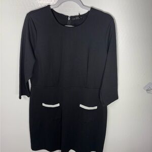 41 Hawthorn Black Dress with White Pocket Accents 472